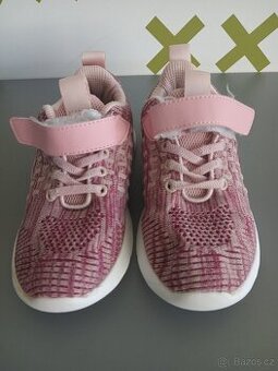 Dětské tenisky Baťa, textilní/gumičkové, vel. 32