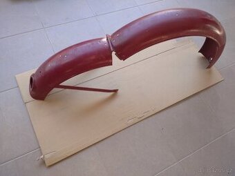 Zadní blatník na Jawa Pérák