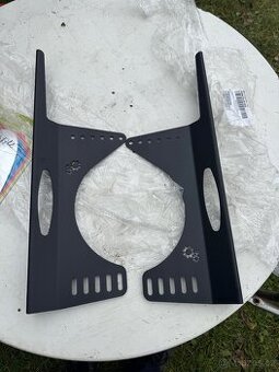 Konzole na zavodni sedacky e87 ,e9x