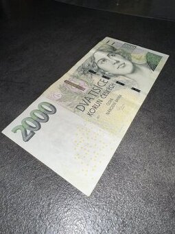 Vzácná 2000 bankovka série E11