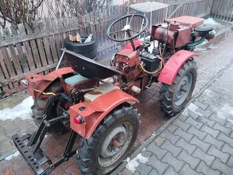 Malotraktor Tz4k 4x4 Agrozet Prostějov plně funkční