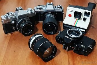 FOTO konvolut - PRAKTICA, MINOLTA, POLAROID, MAMIYA