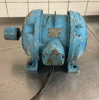 elektromotor asynchronní 3kw 1410 ot/min