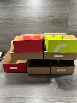Úložné boxy, organizéry do skříně