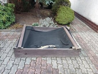 Dřevěné pískoviště 150×130 cm