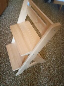 dětská židlička rostoucí