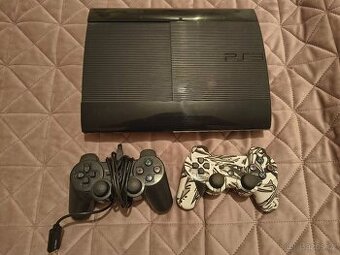 Playstation 3 + 2 ovládače + 13 her