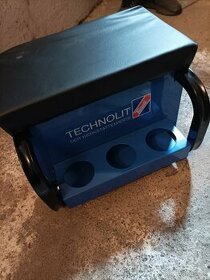 Pojízdná stolička