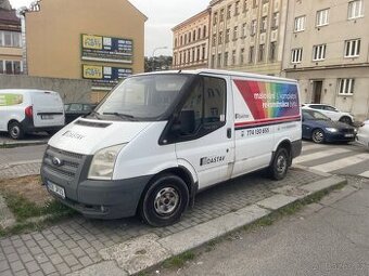 Ford transit 2.2 tdci 2013 na opravu nebo nd