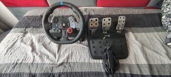 Logitech G29 Driving Force volant + pedály pro PS4 / PS5