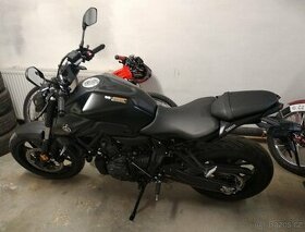 Yamaha MT07 černá