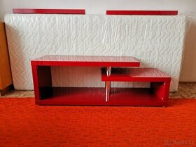 Červený TV stolek + 2 červené police na zeď - 1