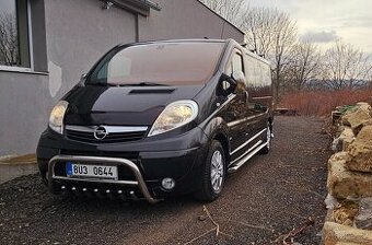 Opel Vivaro 2.5 CDTI L2H1 COMBI