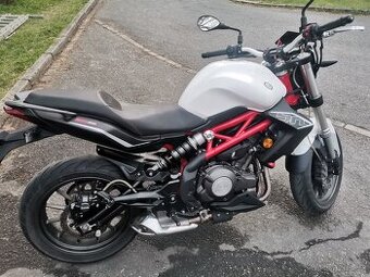 Benelli BN 302