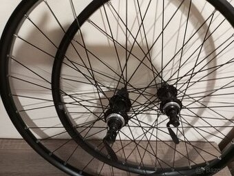 Výplety Mach1 Disk 26x2.0 ,náboje Shimano - nové a rovné
