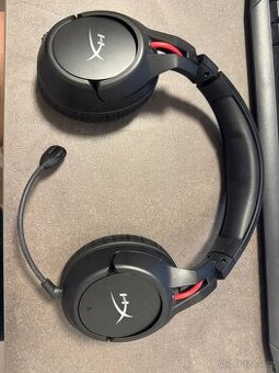HyperX Cloud Flight Sluchátka