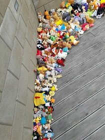 SBÍRKA PLYŠOVÝCH HRAČEK A ZDARMA POLŠTÁŘKY