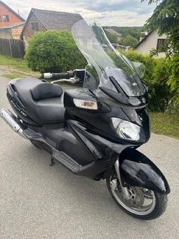 Suzuki Burgman 650