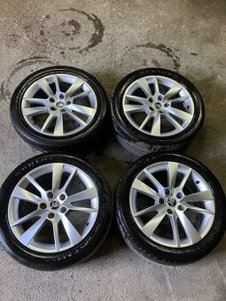 Alu Trius 225/45/17 Škoda Octavia 3