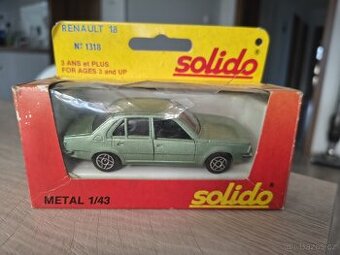 Model solido Renault 18