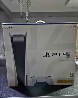 PlayStation 5 s mechanikou