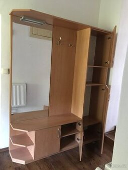Prodám skříň na chodbu
