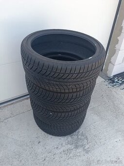Prodám sadu zimních pneu Goodride 225/35 R19 88V DOT 2023