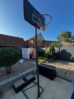 Koš na basketbal