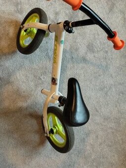 Odražedlo Btwin Decathlon, bílé