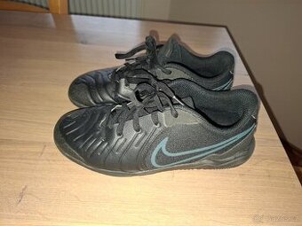 Sálovky Nike, velikost 36