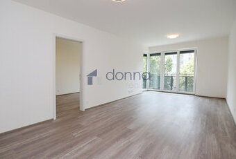 2+kk, 64,3m2 +balkon 5,8m2, Sochorcova ulice, Praha 4 - Háje