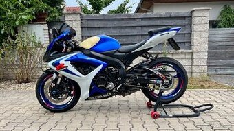 Suzuki GSX-R 600 K7