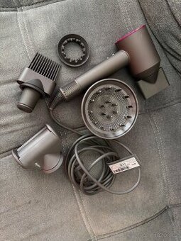 Dyson Supersonic, fialový