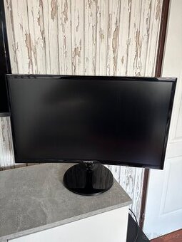 LCD Monitor Samsung 24”