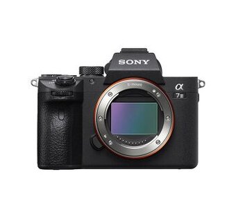 Sony A7 III + náhradní baterie a duální nabíječka