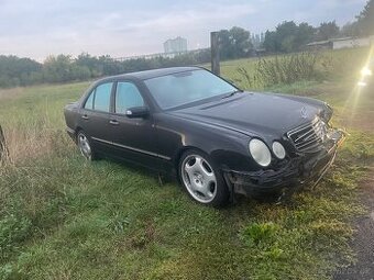 Náhradní díly Mercedes W210 E320 CDI