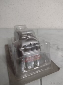 MODEL TATRA 805 HANZELKA A ZIKMUND