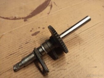 Stadion Jawetta Jaweta hřídel roztáčecí