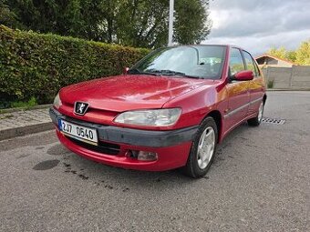 Peugeot 306 1.6 65kw bez koroze klima el.okna tažné