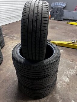Hankook Ventus S1evo 195/45 r16