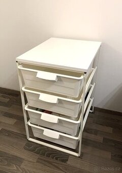 Úložný regál IKEA