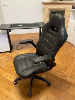 Kožená kancelářská židle