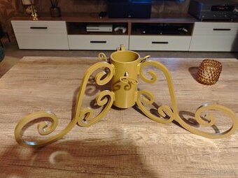 Stojan na vánoční stromeček