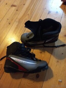 Dětské běžkařské boty 37 - SNS
