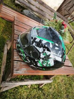 Helma Shark spartan carbon daksha