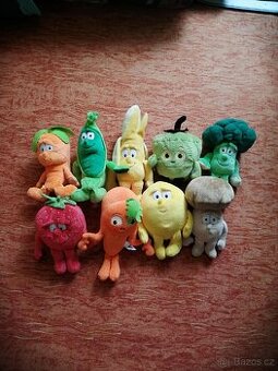 Různí plyšáci