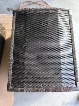 kompaktní bedna s 12palec+výškáč