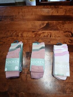 Nové ponožky Tchibo