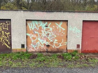 Garáž. Ostrava, ul. Šídlovecká