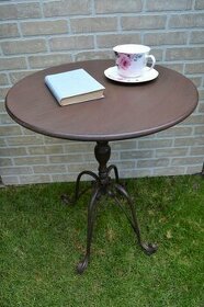 Kovový stůl PROVENCE 60 cm - antik hnědá